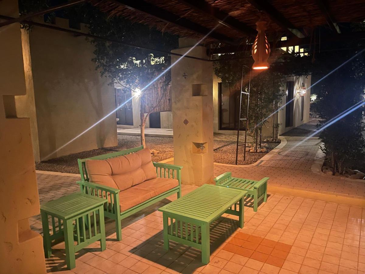 Al Bait Resort With Private Swimming Pools -Hrs Stables Al Hamraniyah Bagian luar foto