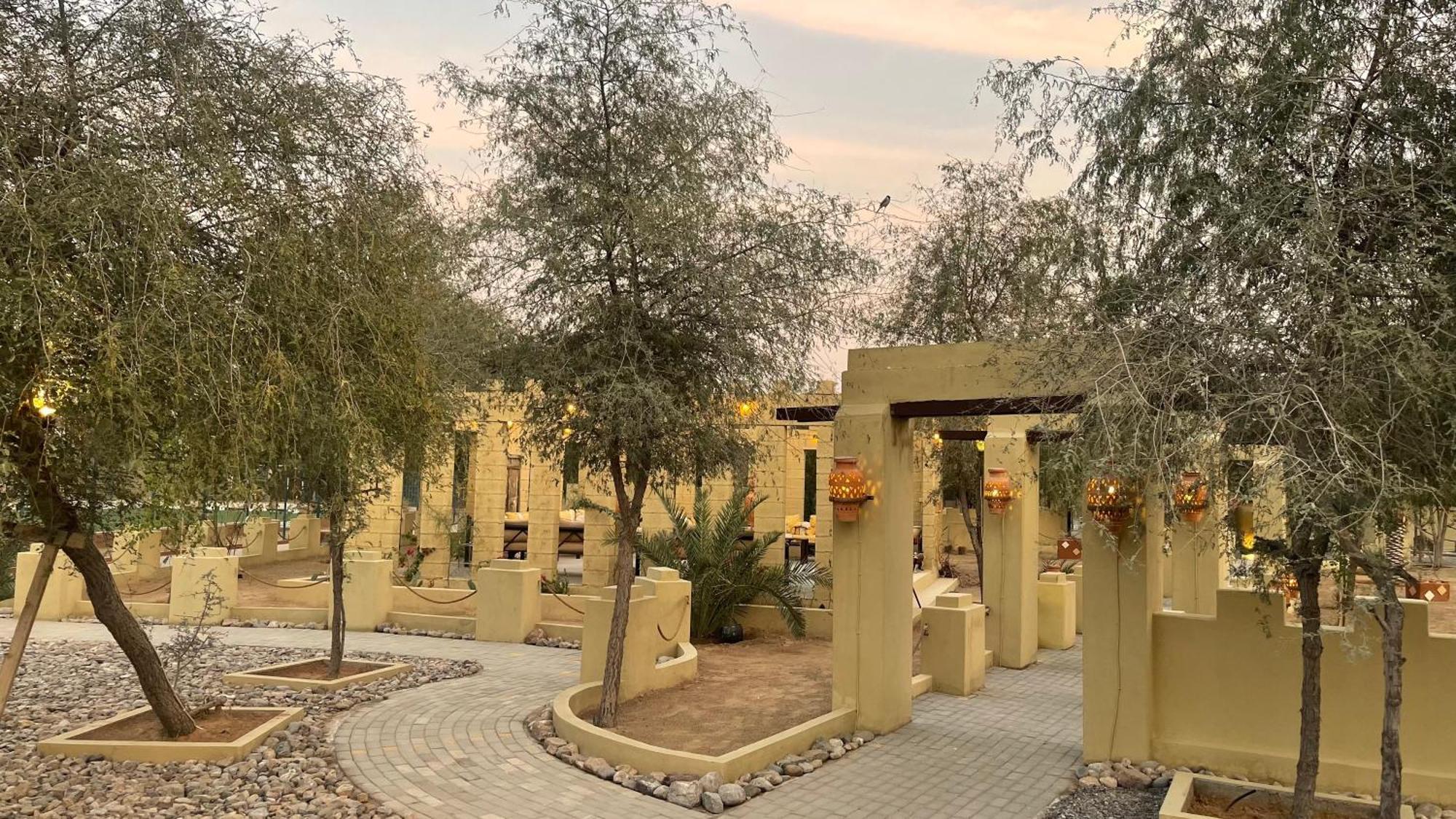 Al Bait Resort With Private Swimming Pools -Hrs Stables Al Hamraniyah Bagian luar foto